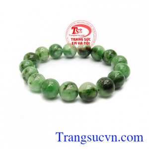 Chuỗi ngọc jadeite tài lộc là sản phẩm đẹp, món quà ý nghĩa dành tặng mẹ