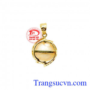 Mặt dây chế tác từ vàng tây 14k và đá CZ lấp lánh