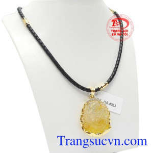 Dây da được bọc vàng làm tăng tính thăm mỹ và giá trị cho dây chuyền