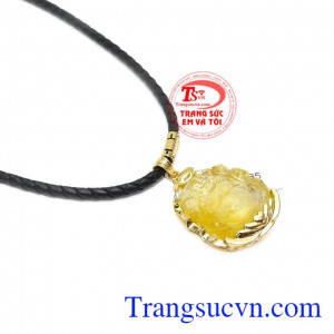 Mặt dây thạch anh tóc thiên nhiên hợp phong thủy