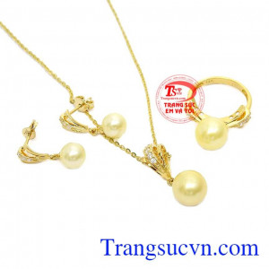 Ngọc trai vàng độc đáo kết hợp cùng vàng tây 14k