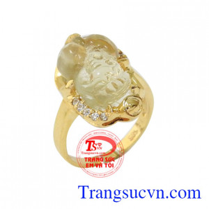 Nhẫn nữ tỳ hưu thạch anh vàng