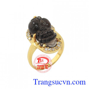 Nhẫn nữ tỳ hưu thạch anh đẹp 