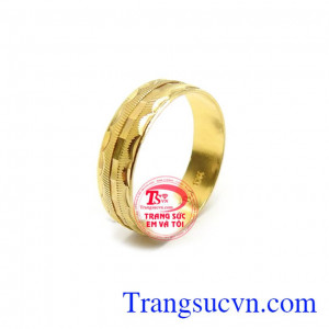 Nhẫn Nữ Vàng 10k Tinh Tế kiểu dáng thời trang sang trọng, tôn lên sự nhẹ nhàng, tinh tế và mới lạ cho phái đẹp