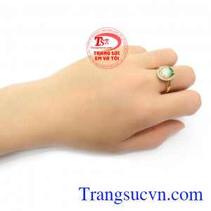 Nhẫn ngọc cẩm thạch thiên nhiên may mắn tài lộc