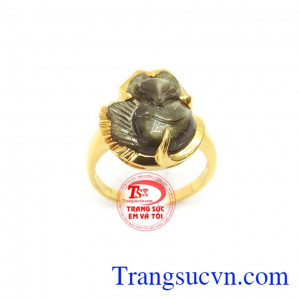 Nhẫn Nữ Hồ Ly May Mắn đeo hợp thời trang và phong thủy