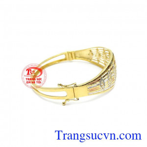 Sản phẩm chế tác từ vàng 18k