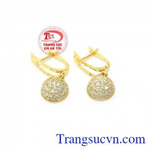 Hoa Tai Vàng 18k Xinh Xắn gắn đá tinh xảo, sắc nét, Hoa Tai Vàng 18k Xinh Xắn chế tác công nghệ cao, mang lại sự hài hòa, tinh tế và thời trang cho người đeo