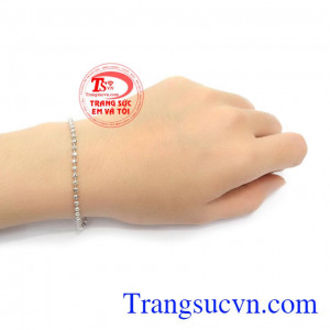 Lắc tay thương hiệu Em và Tôi uy tín, chất lượng, giao hàng toàn quốc