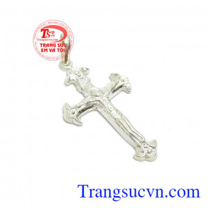 Mặt Thánh Giá Bạc Tinh Tế mang lại bình an, điềm lành và an yên cho người đeo