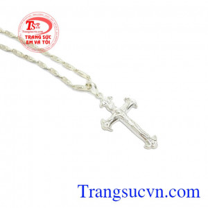 Bộ Dây Chuyền Bạc Nam Mạnh Mẽ bộ dây chuyền bạc sang trọng, mạnh mẽ cho phái mạnh, phù hợp nhiều phong cách thời trang, là món quà tuyệt vời dành cho những dịp ý nghĩa