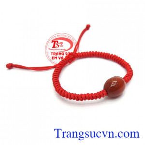 Lu thống được xem là phụ kiện đeo tay mà các bạn trẻ mong muốn may mắn, tài lộc