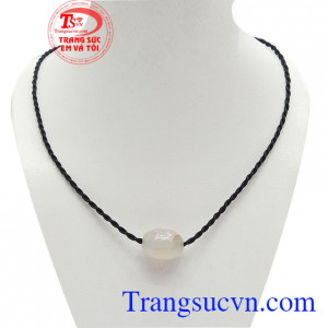 Dây cổ mã não cá tính là sản phẩm mã não thiên nhiên