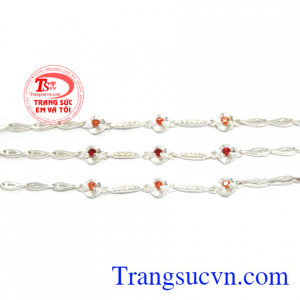 Sản phẩm được các bạn nữ ưa thích