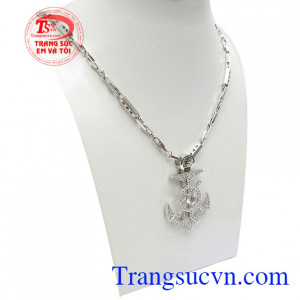 Bộ Dây Chuyền Nam Sang Trọng phù hợp nhiều phong cách thời trang khác nhau, rất được phái mạnh ưa chuộng