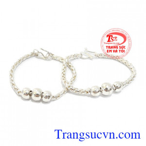 Lắc tay bạc dành cho trẻ em