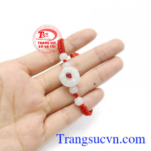 Dây tết hợp mệnh, mang lại sự bình an và may mắn cho người sử dụng.