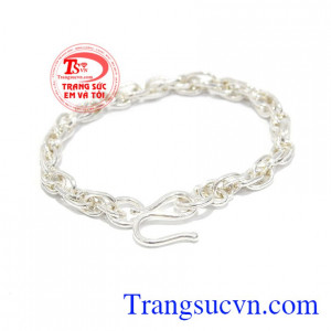 Lắc tay bạc dành cho trẻ em