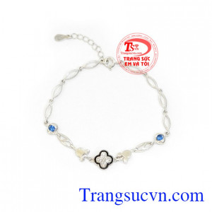 Lắc tay bạc phong cách phái đẹp