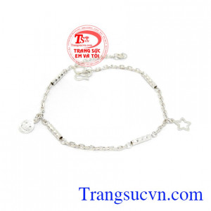 Lắc chân bạc 92.5 sang trọng, quý phái, đẳng cấp phái đẹp, phù hợp nhiều phong cách thời trang, là món quà tuyệt vời dành tặng người yêu thương những dịp ý nghĩa