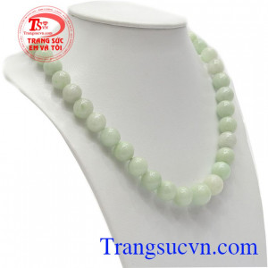 Sản phẩm ngọc cẩm thạch đẹp được các bà, các mẹ ưa thích