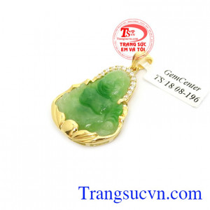 Mặt dây Di Lặc được nhiều người lựa chọn như lá bùa hộ mệnh cho bản thân