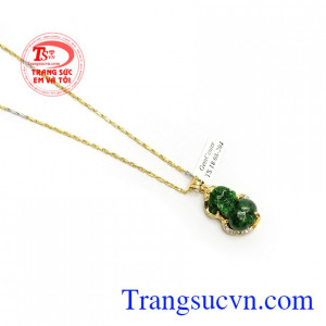 Mặt Dây Tỳ Hưu Phỉ Thúy Công Danh phù hợp nhiều loại dây chuyền khác