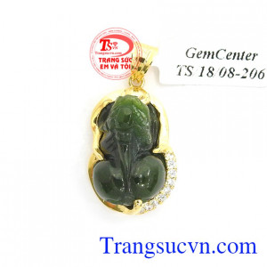 Mặt Tỳ Hưu Nephrite Ngọc Đẹp chạm khắc tinh xảo, bọc vàng 14k bền đẹp, sang trọng