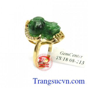 Tỳ hưu là linh vật có tác dụng giải trừ hung khí, chiêu tài lộc, công danh, mang lại bình an và hạnh phúc cho người đeo