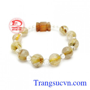 Chuỗi tay mân côi thạch anh tóc bình an được rất nhiều khách hàng yêu thích, đặc biệt là những tín đồ của Chúa.