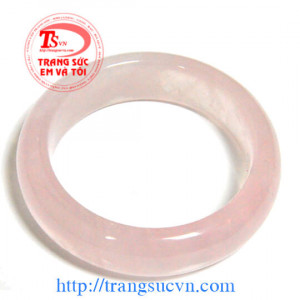 Vòng tay thạch anh hồng thiên nhiên