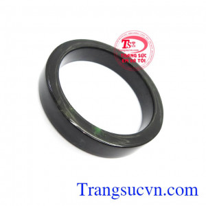 Vòng cẩm thạch quà tặng có thể mang đến cho người đeo sự may mắn, sức khỏe và tài lộc