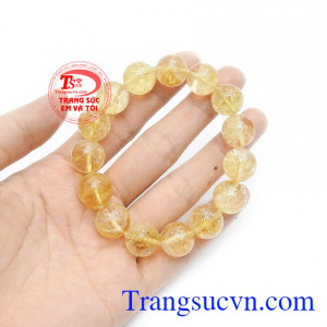 Chuỗi tay đẹp, phù hợp với người mệnh kim và mệnh thổ