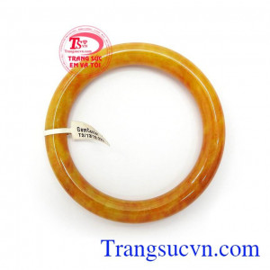 Ngọc cẩm thạch chính là những vật tinh túy và quý báu nhất của trời và đất