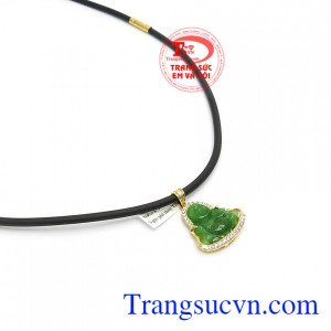 Mặt Dây Di Lặc Hạnh Phúc được nhiều người mang bên người như lá bùa hộ mệnh cho bản thân