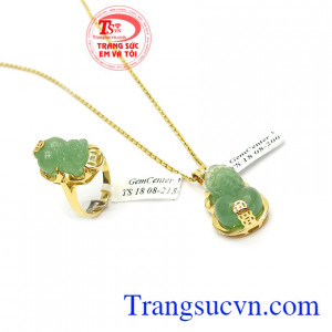 Tỳ hưu là linh vật phong thủy có tác dụng giải trừ tà khí, chiêu tài tác lộc, mang lại bình an, may mắn và hạnh phúc cho chủ nhân