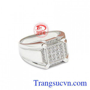 Sản phẩm kết hợp cùng đá Cz tạo độ lấp lánh để chiếc nhẫn thêm bắt mắt hơn.