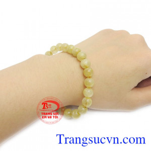 Thạch anh tóc mang lại sự may mắn, tinh thần minh mẫn và thành công trong trong công việc.