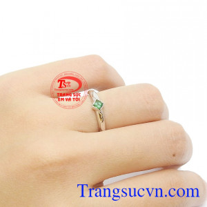 Sản phẩm được bảo hành uy tín, giao hàng toàn quốc. 