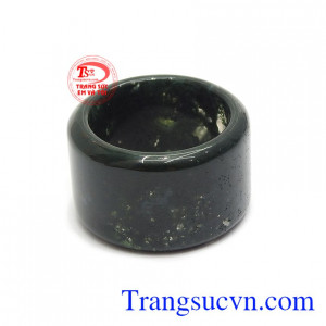 Đá canxedon được biết đến là loại đá giúp mang lại sự lạc quan, giải tỏa căng thẳng vì vậy các sản phẩm từ canxedon luôn được khách hàng yêu thích và chọn lựa.