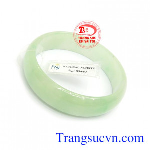 Vòng ngọc đá cẩm thạch trong