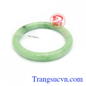 Vòng tay tròn ngọc màu sắc đẹp, chất lượng cao