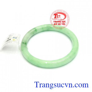 Vòng cẩm thạch vân là sản phẩm ngọc cẩm thạch mang lại nhiều may mắn, sức khỏe cho người đeo. Đá cẩm thạch là một trong những dòng đá quý rất được ưa chuộng tại các khu vực phương đông. Vòng cẩm thạch vân, giao hàng nhanh trên toàn quốc.