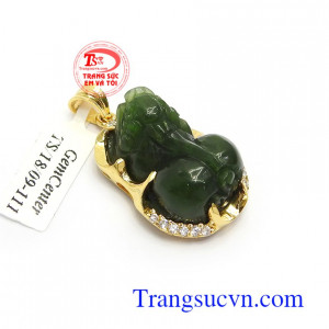 Mặt dây chuyền ngọc thiên nhiên