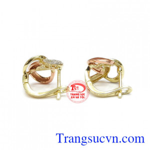  Sản phẩm có thể kết hợp cùng nhiều trang sức và trang phục khác nhau.