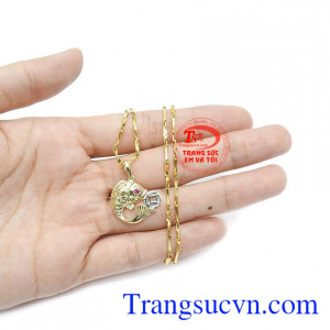 Bộ trang sức thích hợp làm quà tặng trong những dịp đặc biệt. 