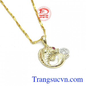 Sản phẩm thiết kế độc đáo, mới lạ mang đến cho người đeo một sản phẩm sáng tạo.