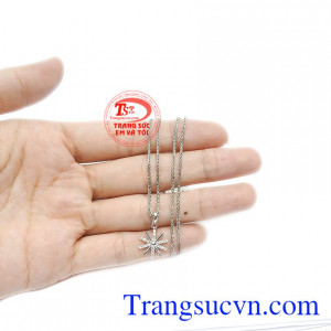Bộ dây chuyền được chế tác từ vàng tây 10k bền đẹp, sáng bóng. Bộ trang sức hậu duệ mặt trời Hàn Quốc
