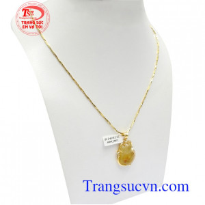 Bộ Dây Chuyền Hồ Ly Thạch Anh là sản phẩm thạch anh tóc thiên nhiên mang lại nhiều may mắn sức khỏe cho người đeo