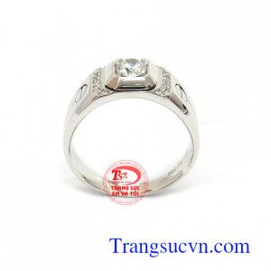 Nhẫn Nam Vàng Trắng 14k Phong Cách với đường nét tinh tế, mới lạ tạo sự mới lạ, sang trọng cũng như mạnh mẽ cho chiếc nhẫn